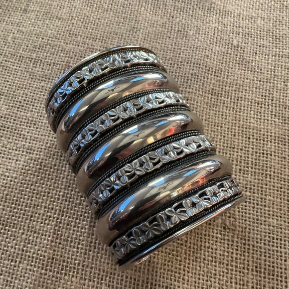 Wide Silver Cuff Bracelet With Intricate Floral Pattern Design For Women - Picture 14 of 14